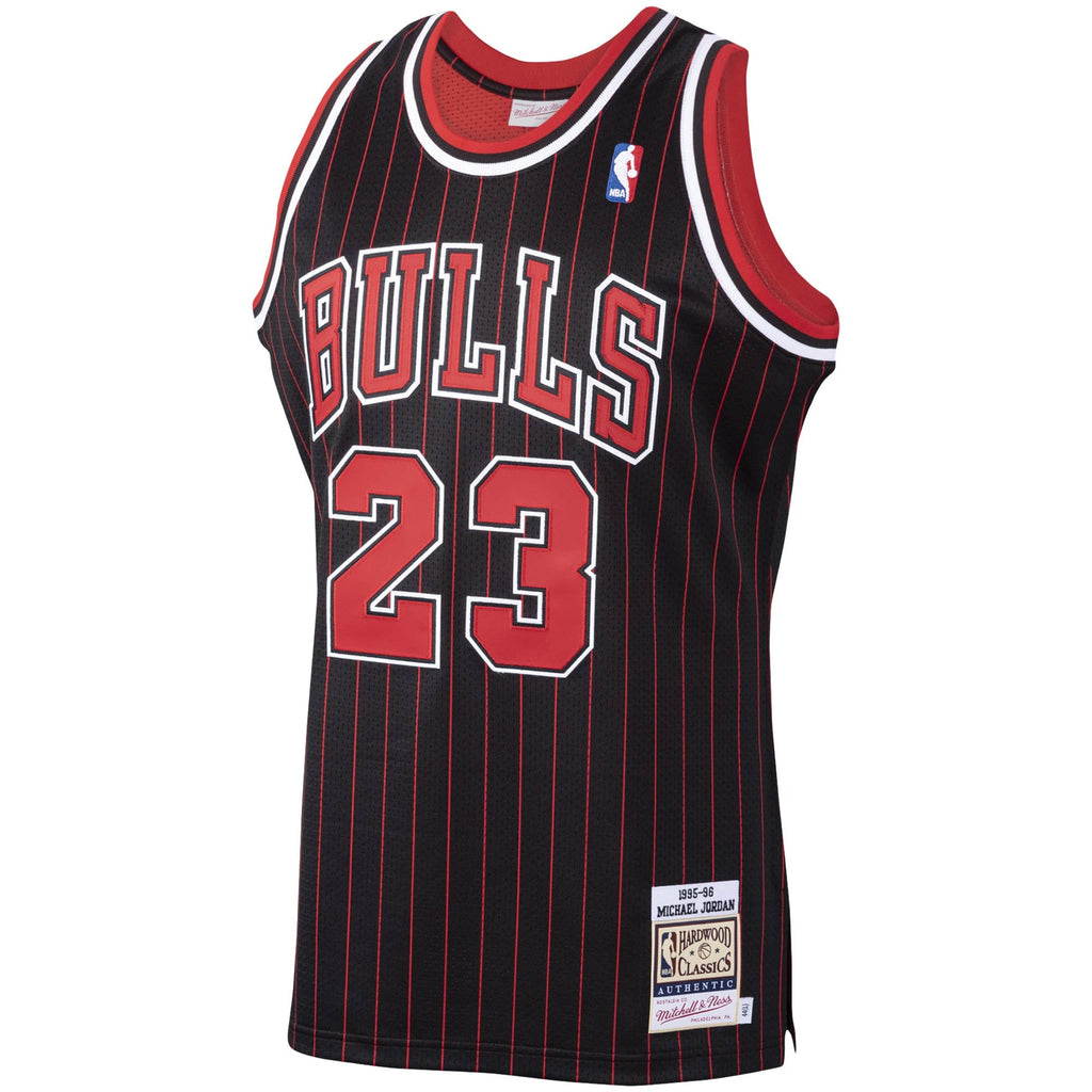 Men's Chicago Bulls Michael Jordan Mitchell & Ness Black 1995/96 Hardwood Classics Authentic Jersey
