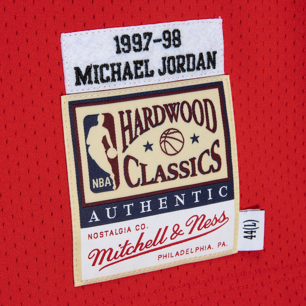 Men's Chicago Bulls Michael Jordan Mitchell & Ness Red 1997-98 Authentic Jersey